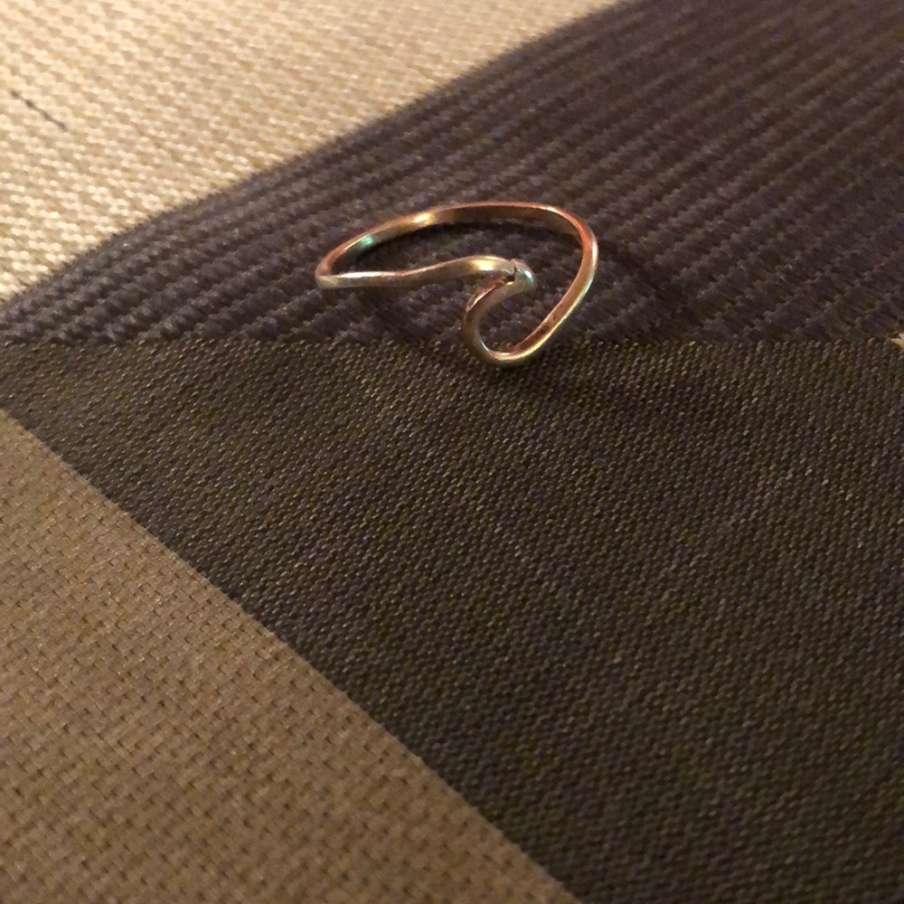 Wave ring Sz 7
